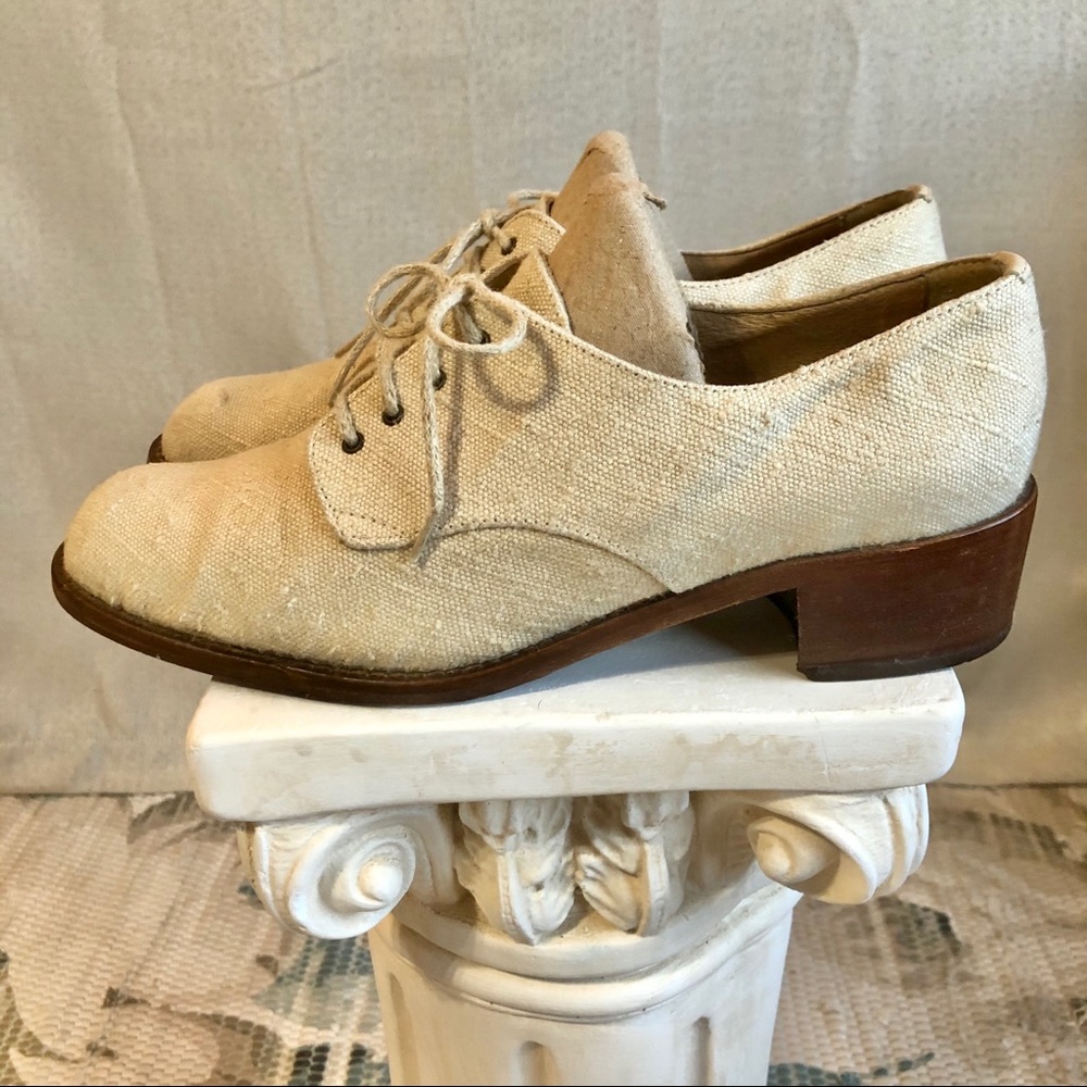 Vintage Joan & David Linen Oxfords